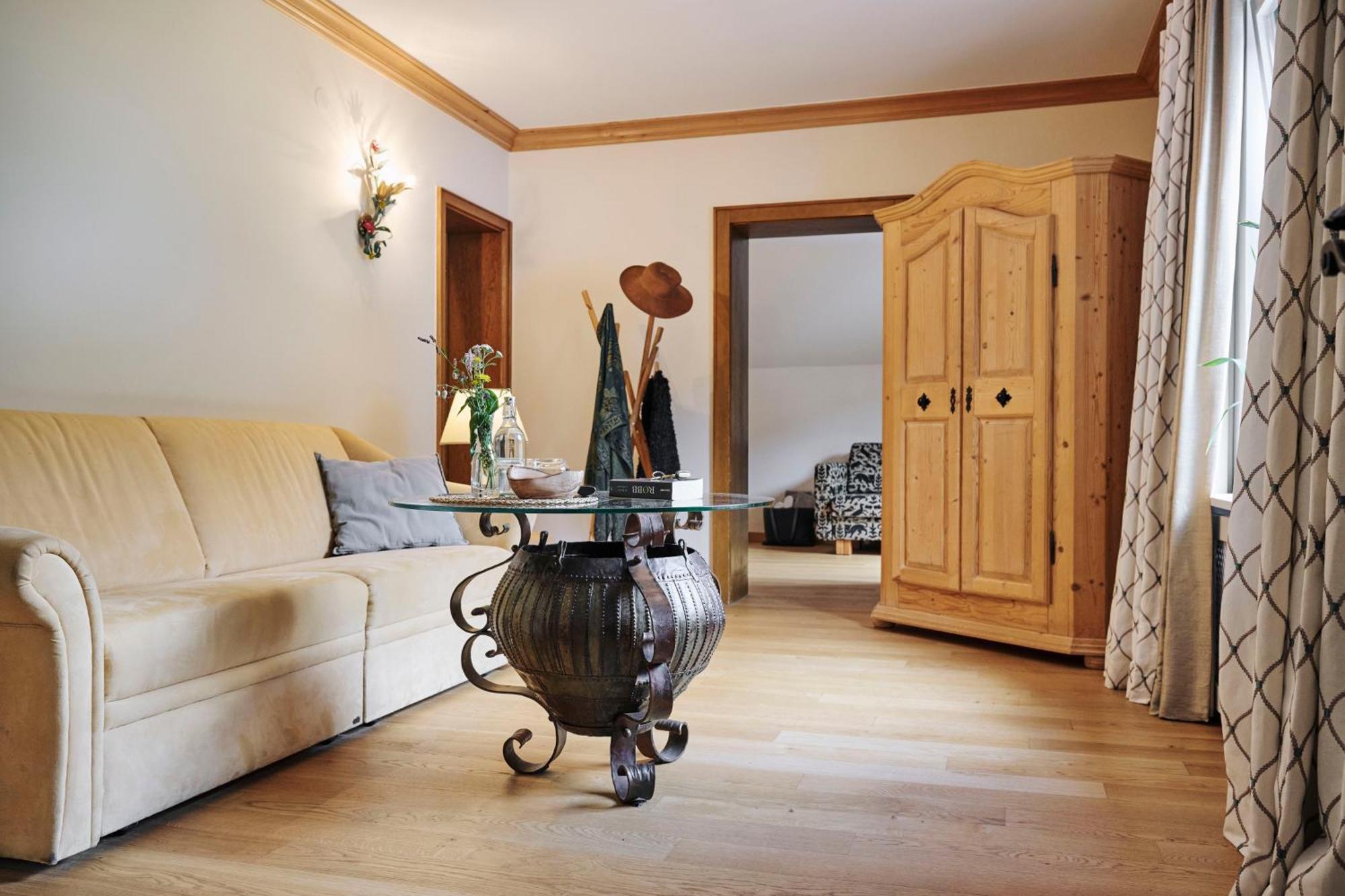 Arlberg Stuben - Das Kleine, Feine Hotel Щубен ам Арлберг Екстериор снимка
