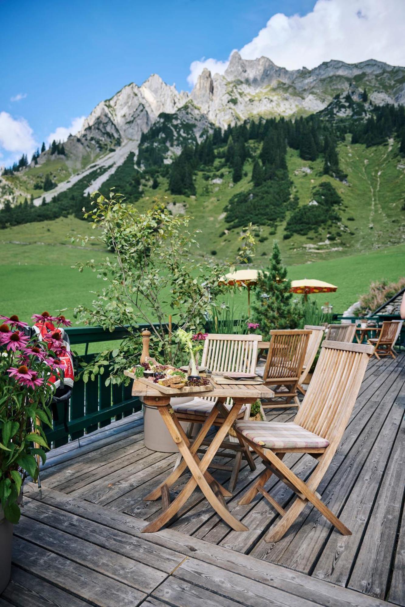 Arlberg Stuben - Das Kleine, Feine Hotel Щубен ам Арлберг Екстериор снимка